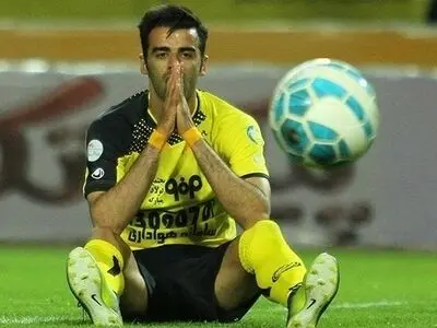 حسن‌زاده در فهرست مازاد قلعه‌نویی