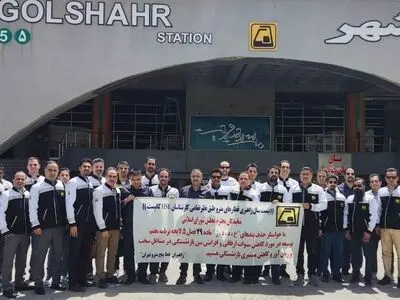 تجمع راهبران مترو در اعتراض به برنامه توسعه هفتم/ نمی‌توانیم بیش از ۲۰ سال کار کنیم