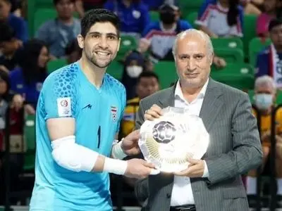 تماس تاج با دروازه‌بان تیم ملی بعد از بمباران منزل مسکونی