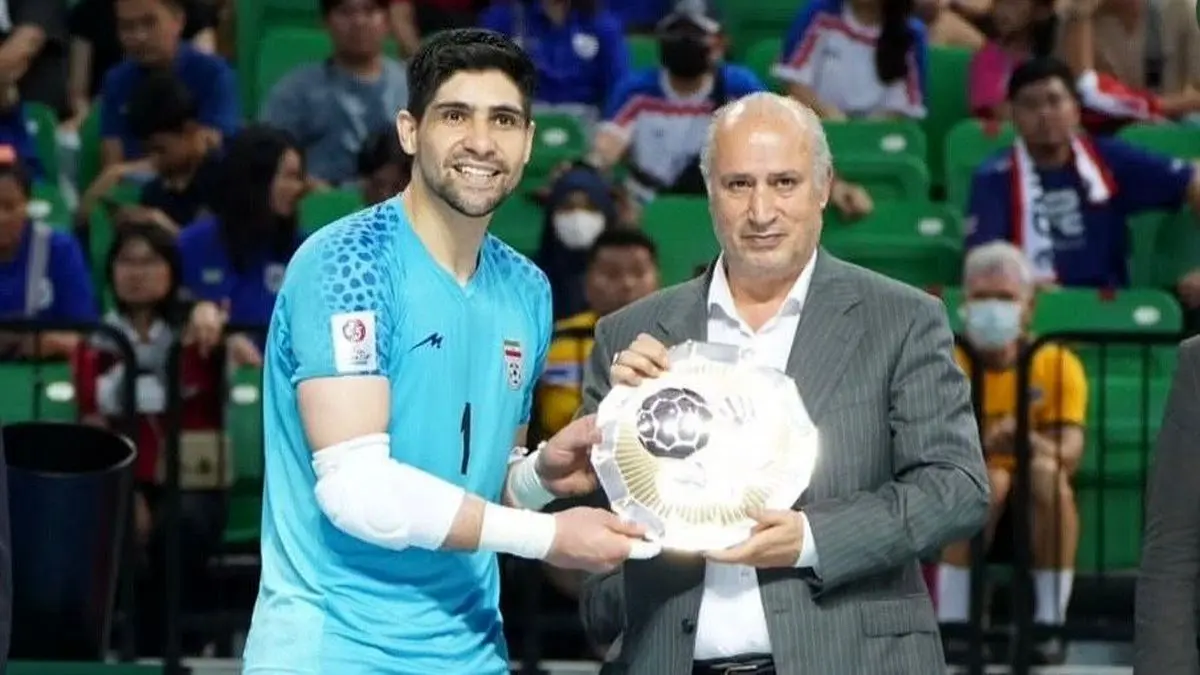 تماس تاج با دروازه‌بان تیم ملی بعد از بمباران منزل مسکونی