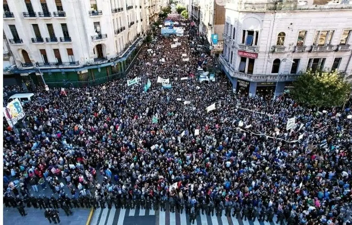 آناتومی یک نبرد تاریخی: رویارویی «خاویر میلی» و اتحادیه‌های کارگری آرژانتین بر سر آینده‌
