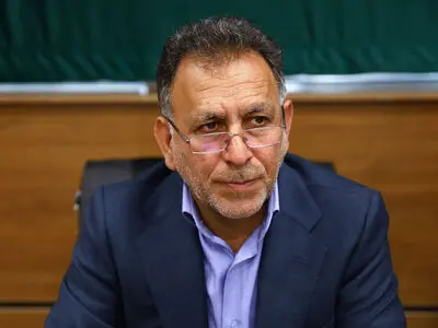 جایگاه‌هایی که بنزین کمتری عرضه کنند، تخلف کرده‌اند/ قعطی گاز و برق صنایع تا پایان سال ادامه دارد