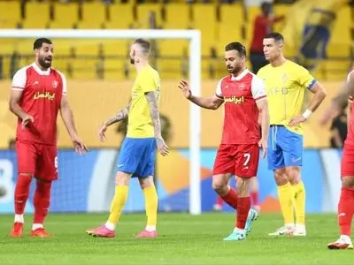 با اعلام رفعتی؛ دیدار پرسپولیس و النصر در ورزشگاه آزادی(ویدیو)
