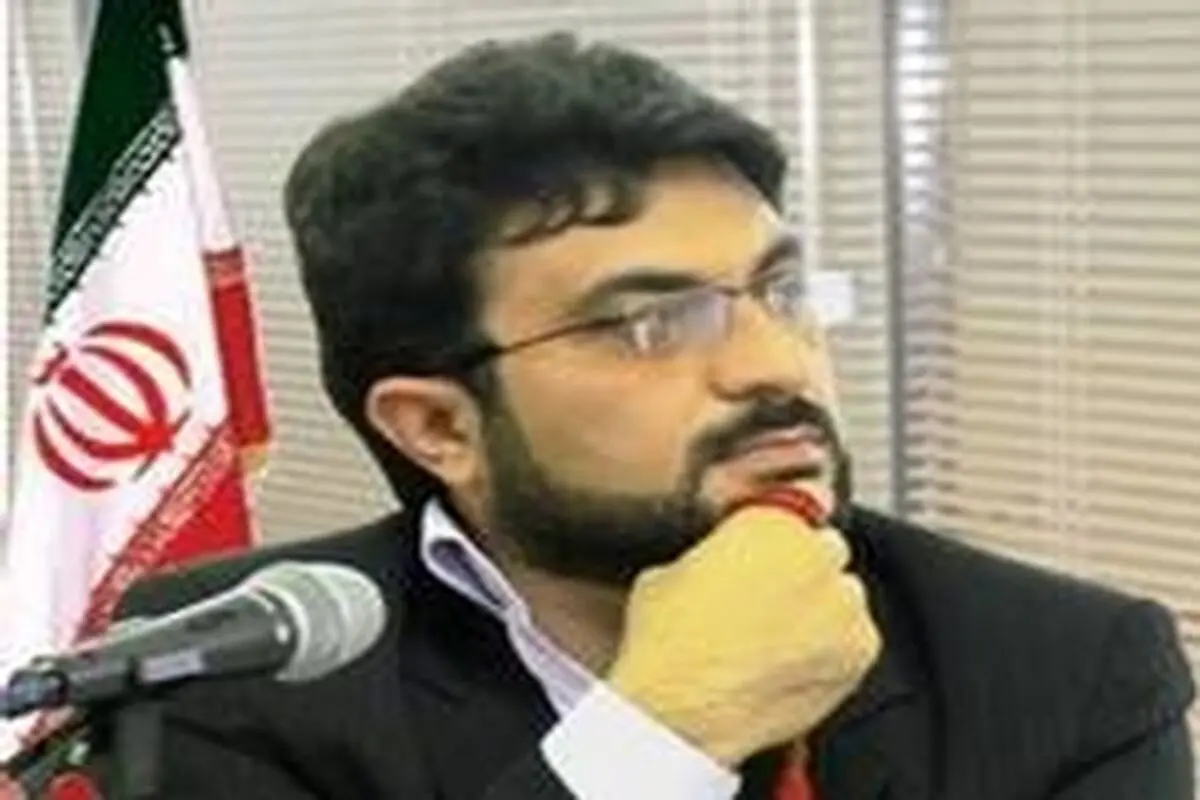 پیکر استاد مشفق در کاشان به خاک سپرده شود