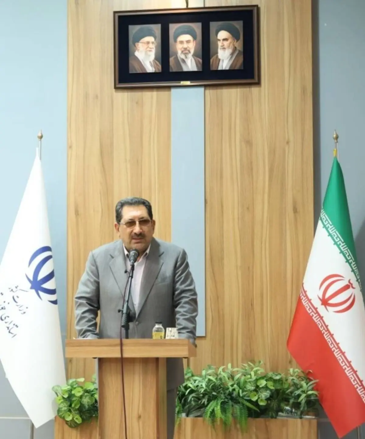 وزیر صمت: اولویت دولت تکمیل طرح‌های بالای ۸۰ درصد پیشرفت در خوزستان است