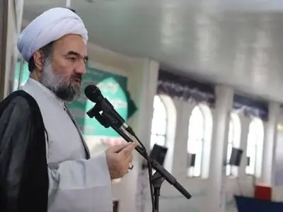 امام جمعه زاهدان: ملت ایران تحت تحریم‌های ظالمانه تسلیم زور نمی‌شود