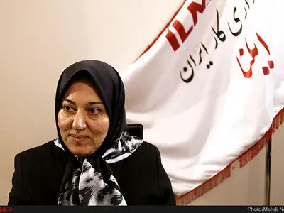 کاهش سهم ایران از بازار منطقه در سال آینده/ ضرورت ایجاد شبکه مالی با کشورهای عضو اکو