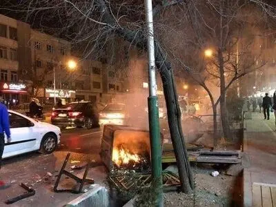 محل نگهداری متهمان زیر سن قانونی باید به خانواده‌ها اطلاع داده شود/ کسی که سطل آشغال آتش زده را نباید مانند تروریست دید