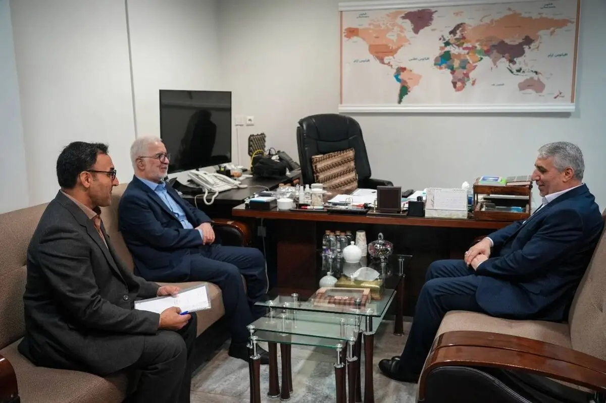 دیدار سفیر ایران در جمهوری آذربایجان با وزیر کشور