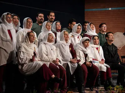 هنرمندان اوتیسم، سی پی و سندروم‌دان به صحنه رفتند