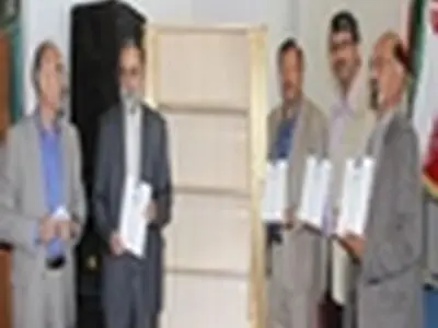 دورۀ چهارجلدی مثنوی معنوی رونمایی شد