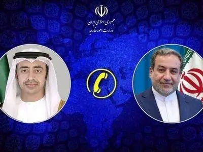 
Iran, UAE foreign ministers discuss regional developments
