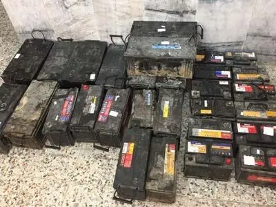 سارق باطری خودرو در بلوار انقلاب کرج دستگیر شد