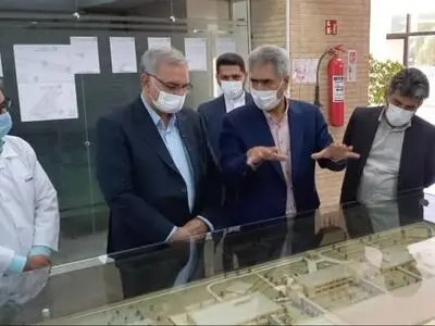 بازدید وزیر بهداشت از شرکت سرم‌سازی ثامن مشهد
