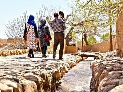 ایجاد اولین جاده سلامت باغ راهی کشور در سمنان 