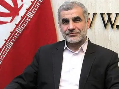 ای‌کاش به جای یارانه ۳۰۰ تا ۴۰۰ هزار تومانی به همه رقم یکسانی داده می‌شد/ همه از اقدام دولت حمایت کنند تا بساط ارز رانتی برچیده شود