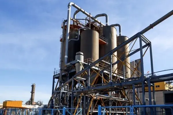 Karoun Petrochemical Facility Hit in Israeli Attack on Mahshahr Economic Zone