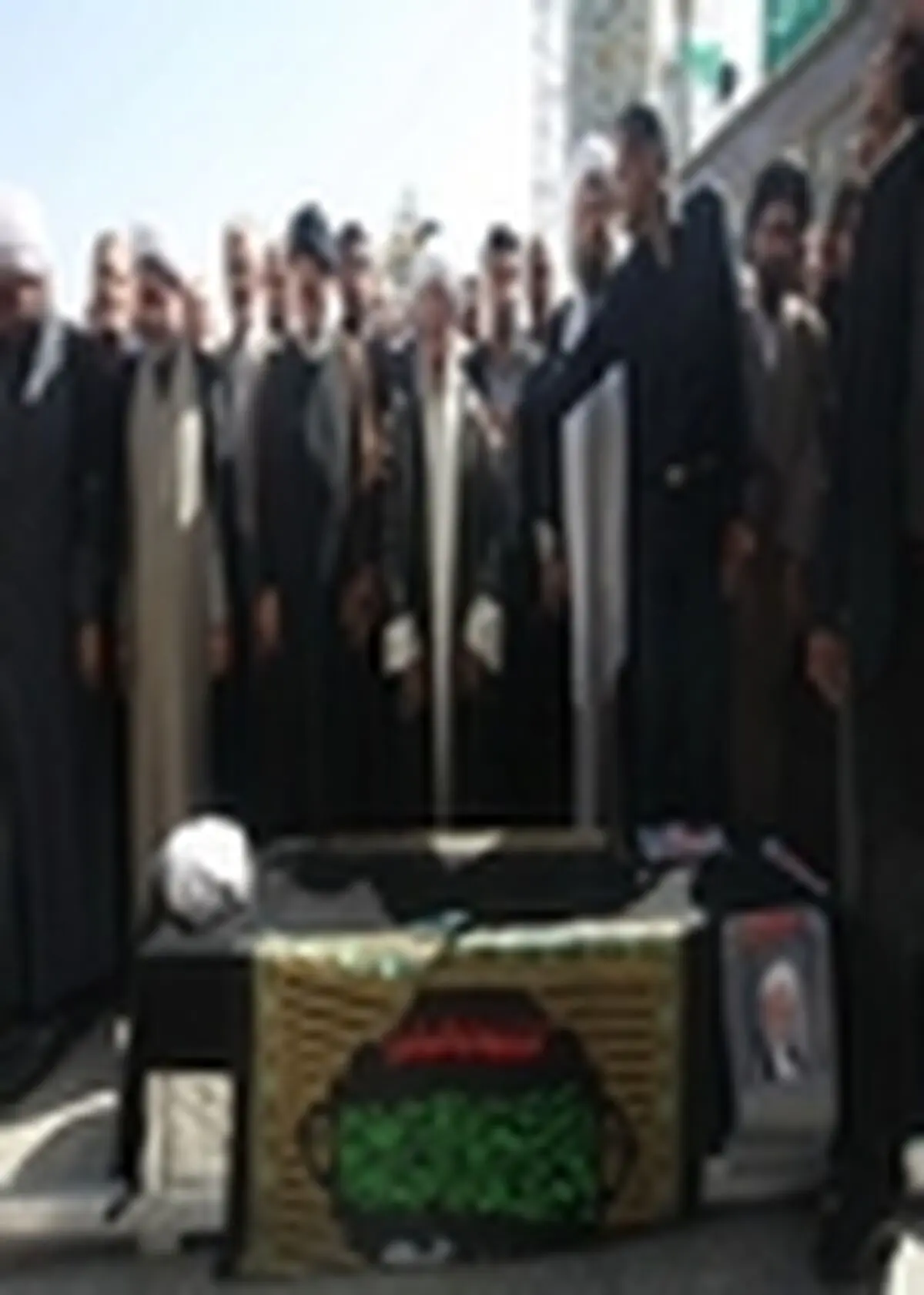 پیکر آیت‌الله فشارکی تشییع و به خاک سپرده شد