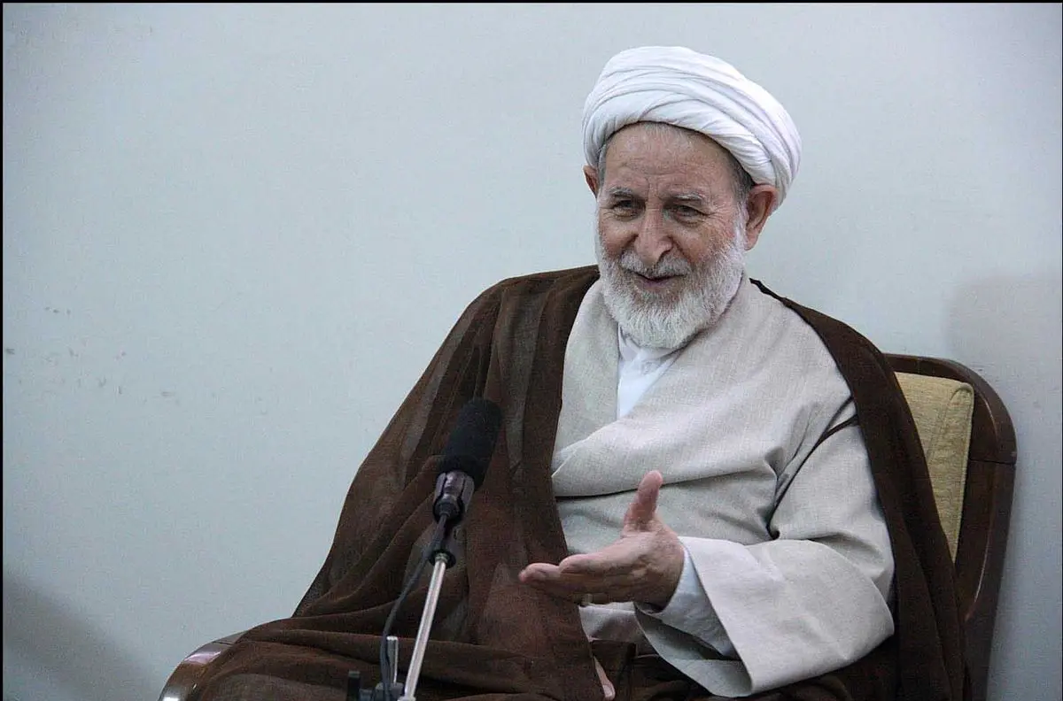 مجلس خبرگان جای بحث سیاسی نیست