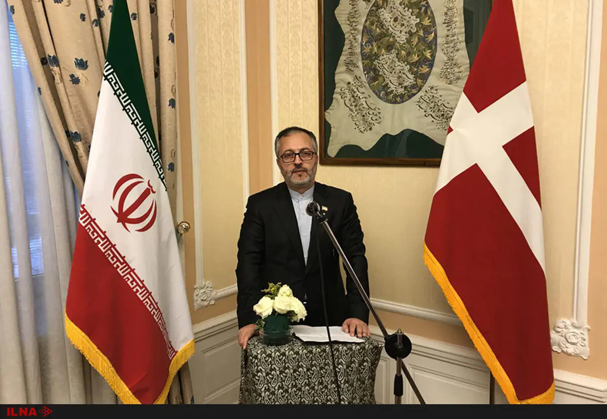 موقعیت خاص جغرافیایی و استراتژیک ایران در کانون اتصال بین‌قاره‌ای و چهارراه کریدوری جهان