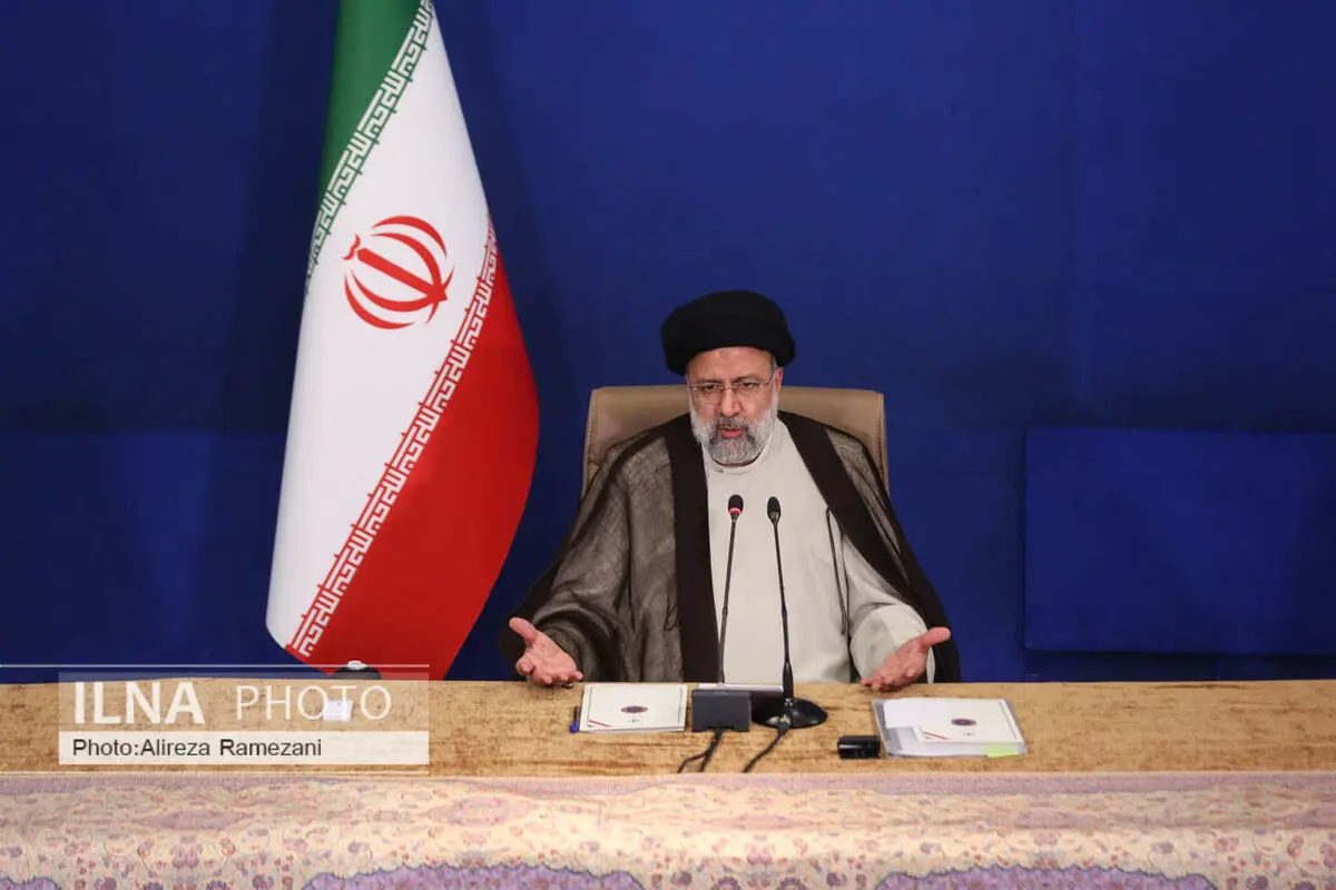 رئیسی: یجب إعادة فتح المدارس والجامعات من الشهر المقبل
