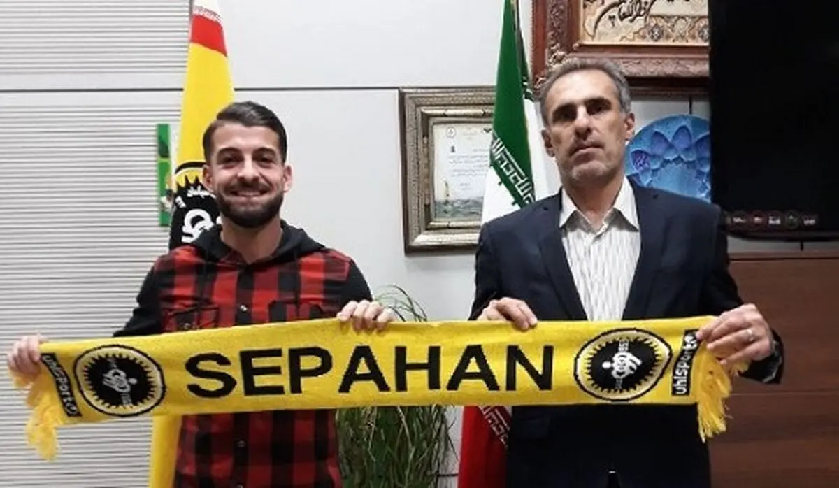 ادون حسنی: با سفارش بولکو و جواهیرسوکای به سپاهان آمدم/ ترجیح می‌دهم در زمین حرف‌هایم را بزنم