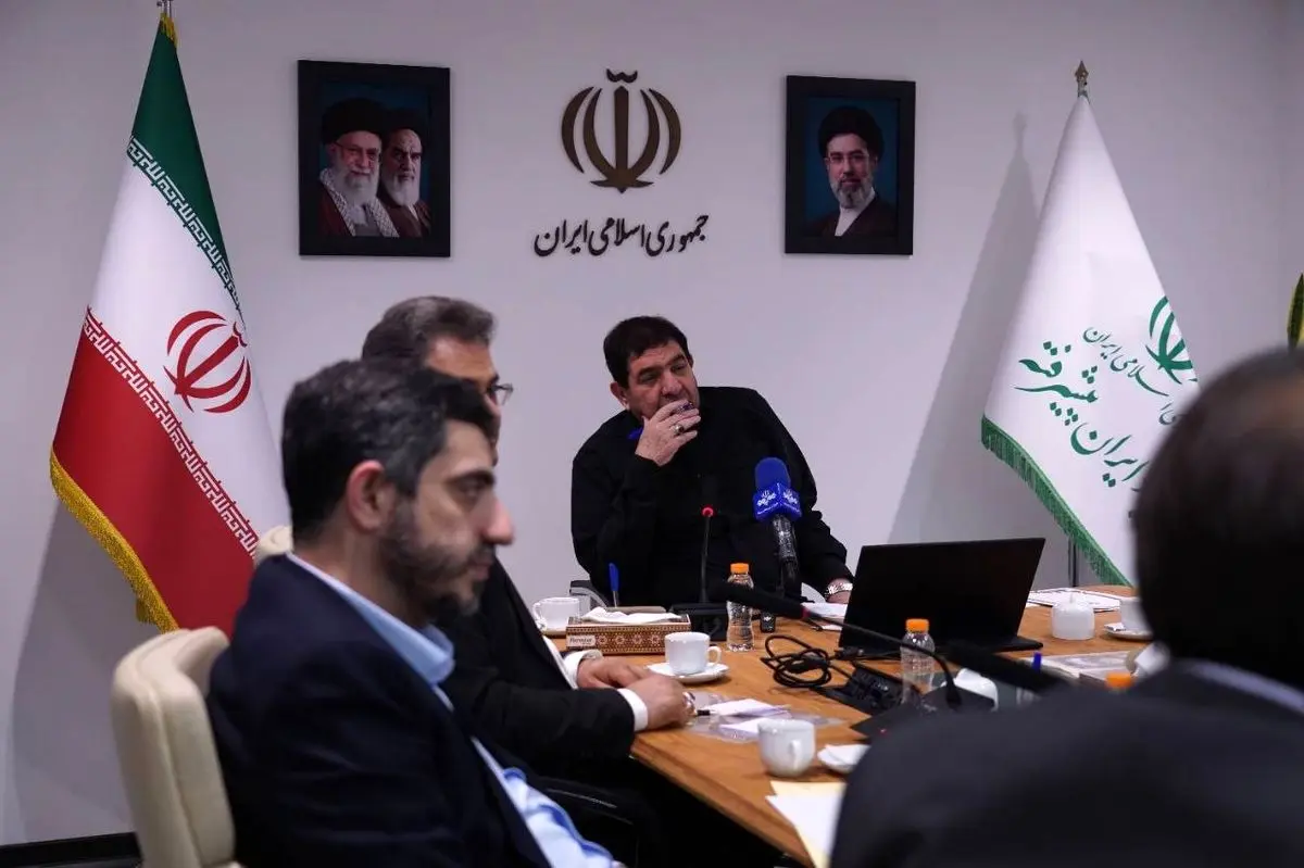 مخبر: تولیدکنندگان با کمک به دولت در سنگر امنیت غذایی دشمن را شکست دهند