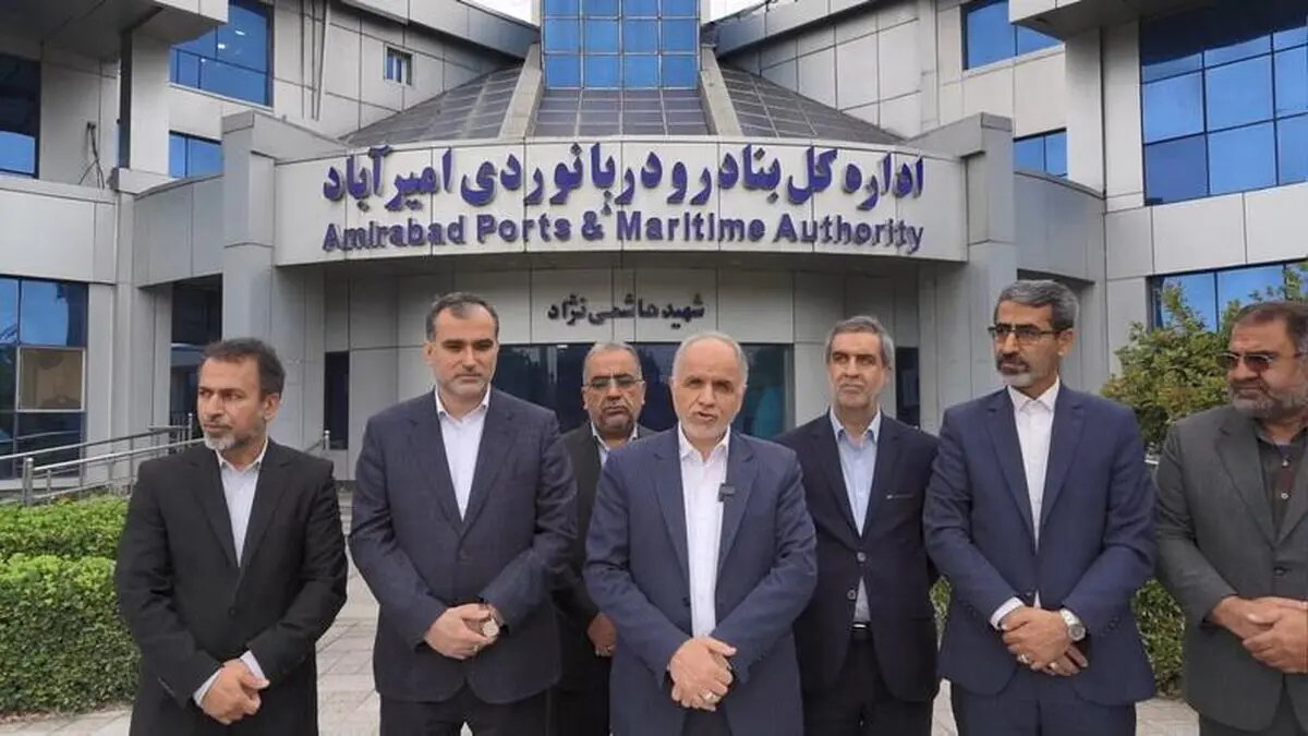 الزام ثبت سفارش کالا‌های وارداتی، مانع از فاسدشدن کالا‌ها در بنادر شد