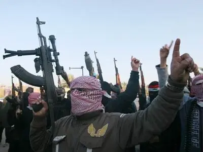 داعش شهر «عین عیسی» را تصرف کرد