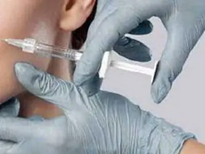 فیلر یا ژل چیست و چرا باید توسط پزشک متخصص تزریق شود؟