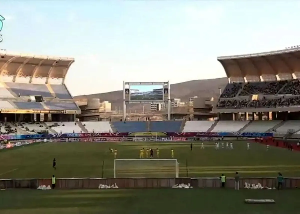 استقبال کم تعداد هواداران فجر از دیدار با مس رفسنجان