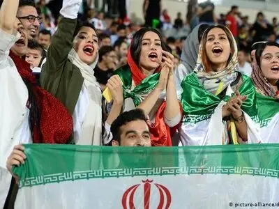 فوتبال ایران در آستانه تعلیق و اخراج از فیفا (عکس)