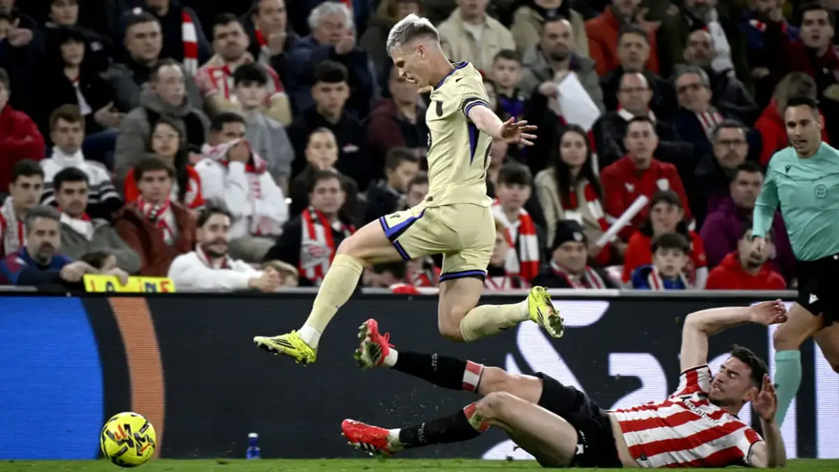 کارشناسان داوری: خطای خشن روی اولمو می‌توانست اخراج داشته باشد