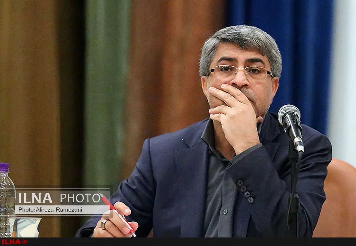 قوای سه‌گانه، بنیاد‌ها و نهاد‌ها، پرداختی خود را منتشر کنند/ خط قرمز فراکسیون امید، مردم است