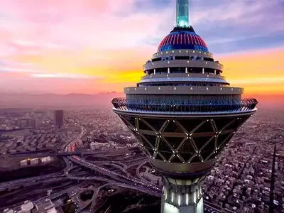 تخفیف ۵۰ درصدی بازدید از برج میلاد به مناسبت نیمه شعبان