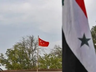 "الأسد سیتصرف بعقلانیة".. وزیر الدفاع الترکي یحدد المدخل إلى السلام بسوریا