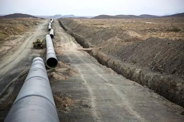 سد آزاد بوی نامطبوع آب سنندج را رفع کرد/۱۱ تصفیه خانه کردستان در مدار بهره برداری قرار گرفت/ جزییات پروژه انتقال آب به سقز