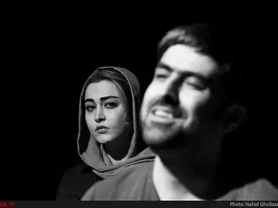 نمایش سندرم پای بیقرار در مشهد به روی صحنه رفت