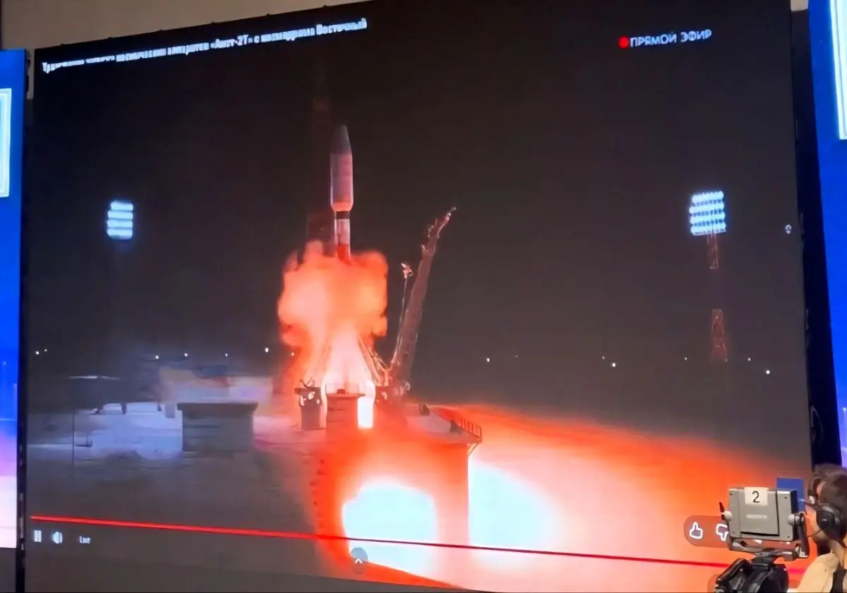 سه ماهواره ایرانی به فضا پرتاب شدند