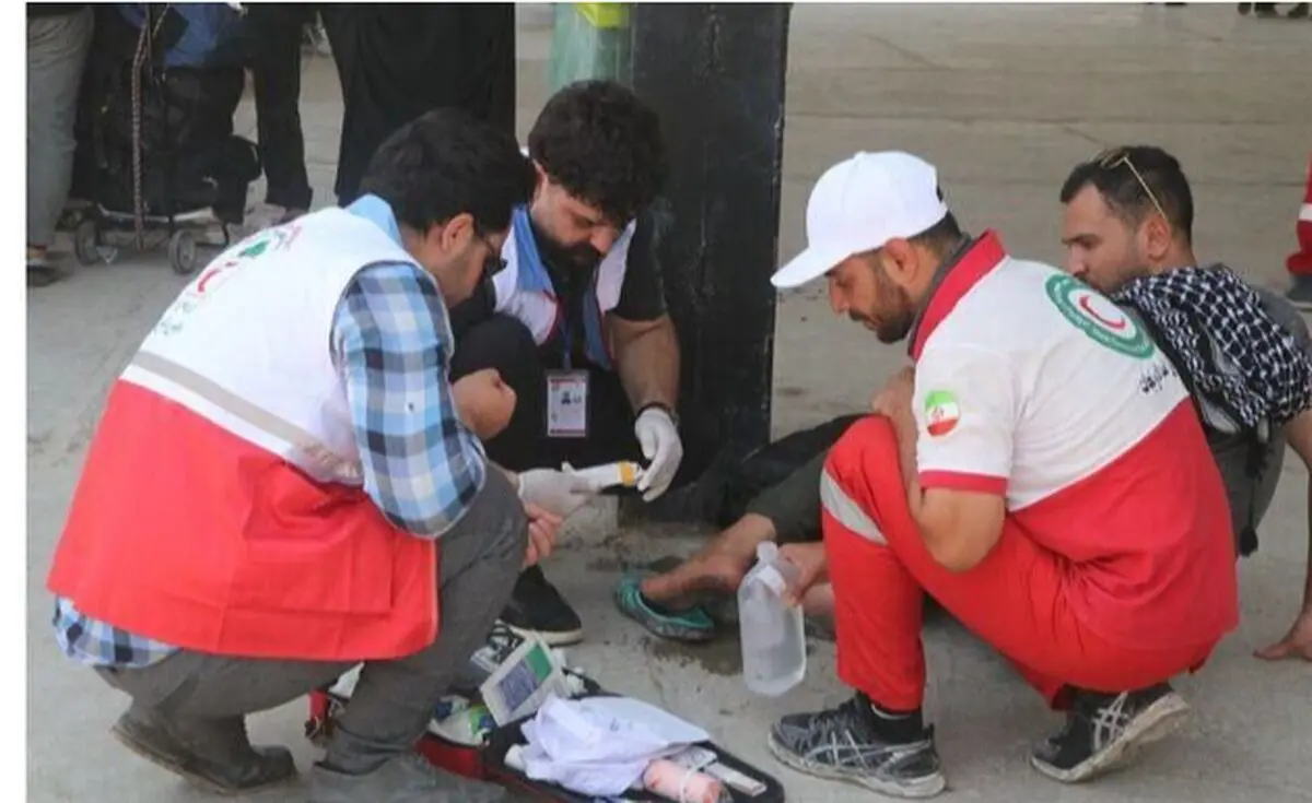 ارائه خدمات پزشکی رایگان به زائران اربعین از طریق پلتفرم «دکتردکتر» با همکاری هلال‌احمر