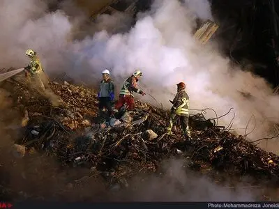 آواربرداری از جنوب ساختمان پلاسکو آغاز شد