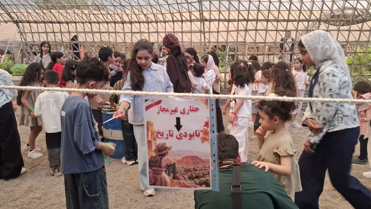 مشق تاریخ در مهد تمدن؛ کودکان جیرفتی حافظان میراث ۵ هزار ساله شدند
