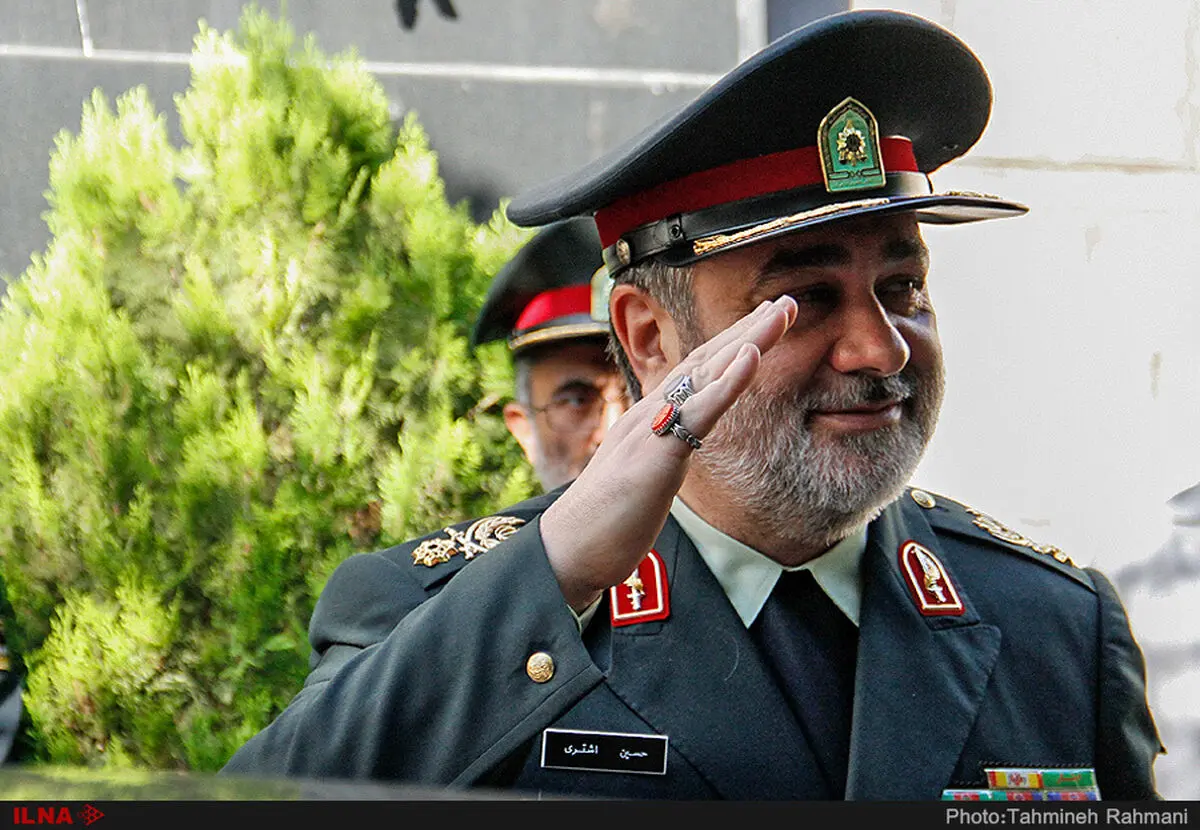 گپ و گفت فرمانده ناجا با زائران اربعین در مرز شلمچه/ ابراز رضایت زوار از خدمات‌رسانی ناجا
