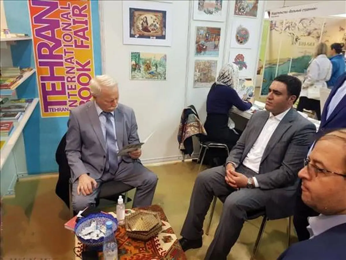 خواهر خواندگی و ترجمه متقابل آثار  وچه و سروش/ توجه به تقویت اقتصاد فرهنگ از طریق تبادل رایت در نمایشگاه بین‌المللی کتاب مسکو