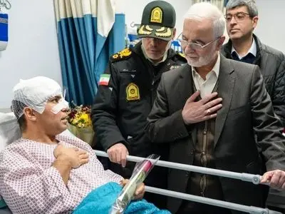 عیادت وزیر کشور از مجروحان حوادث تروریستی آمریکایی صهیونیستی