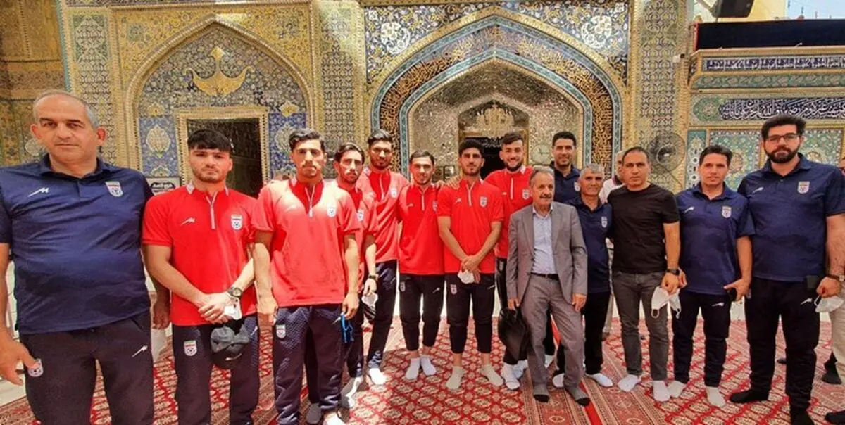  مهدوی کیا و شاگردانش به زیارت حرم امیر المومنین رفتند+تصاویر 