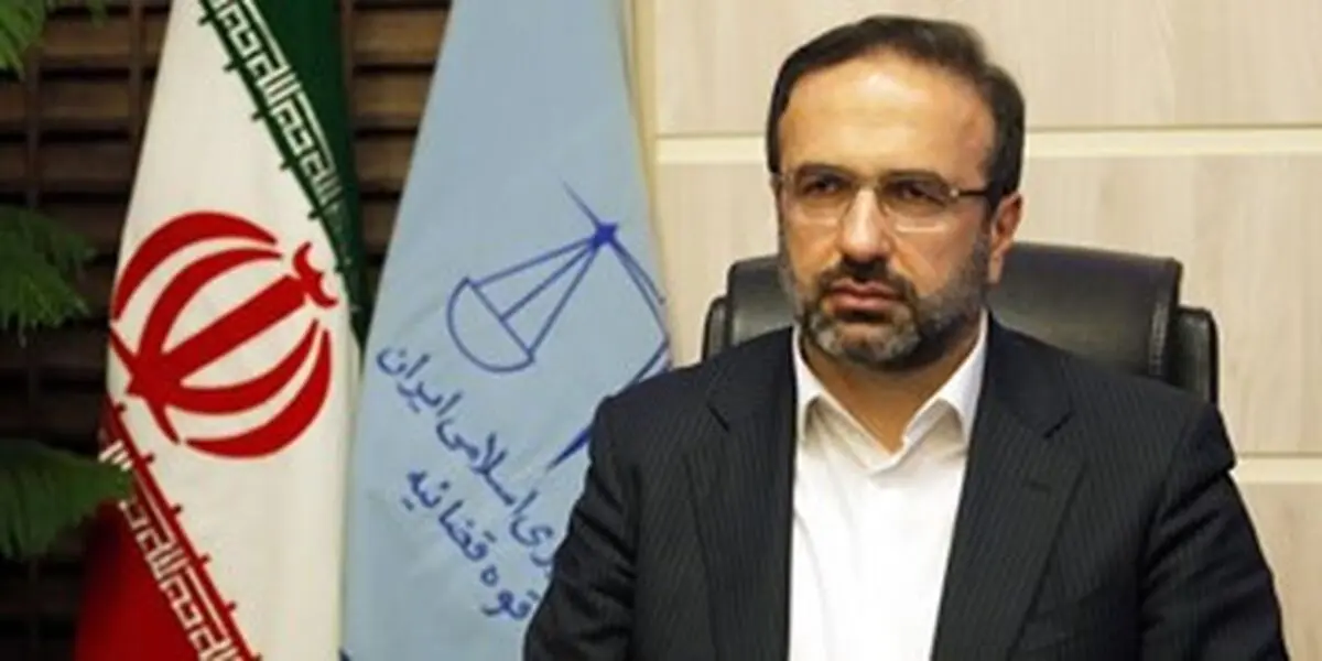در خصوص ورود غیرقانونی و سرقت لوازم شخصی داریوش مهرجویی شکایتی طرح نشده بود