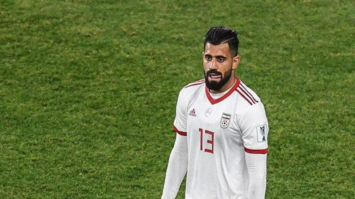 سوغاتی مدافع جنجالی تیم ملی برای آقای سرمربی