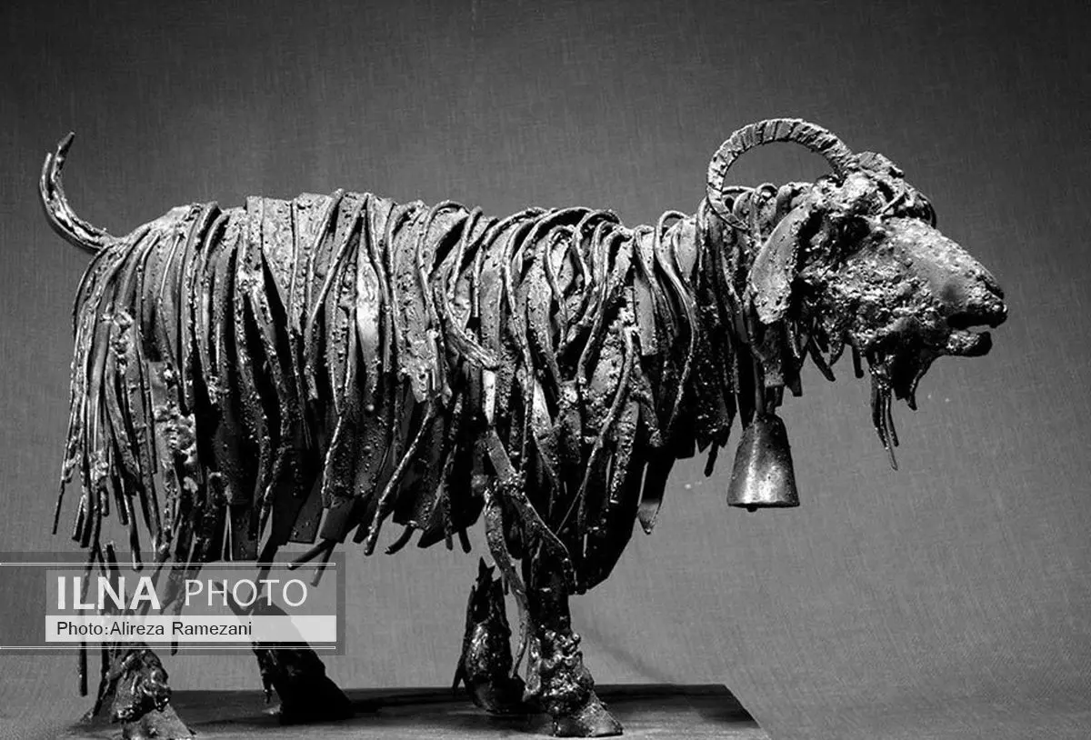 مجسمه‌هایی ساخته شده با قطعات خودرو +تصاویر 