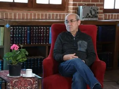 روایت کمال تبریزی از مداحی و روضه‌خوانی پرویز پرستویی برای بازی در «مارمولک»